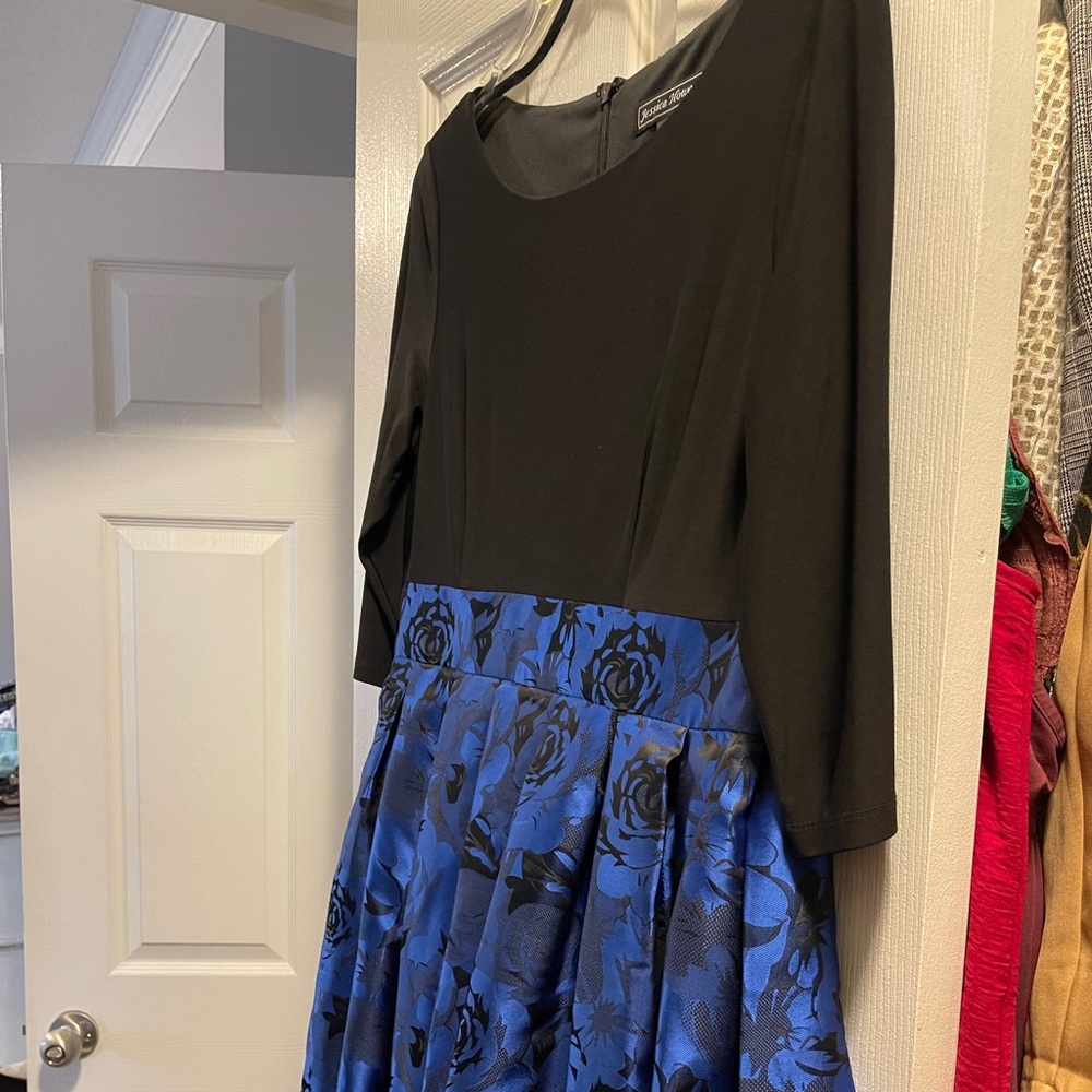 Jessica Howard pleated dress